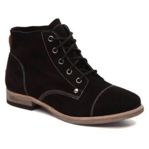 Diba Eli 91148 Size 10M Black Round Toe Block Heel Lace Up Ankle Booties B85